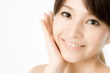 二重整形 東京の病院選びな画像